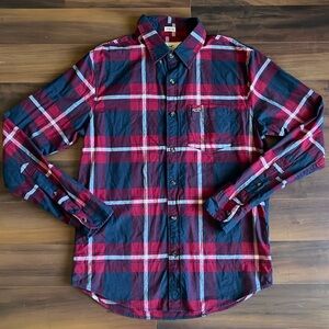 Hollister Stretch Button Up Size Small